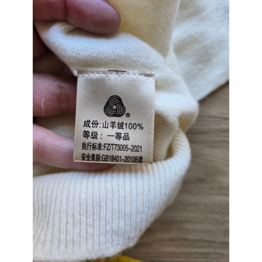 Women's Cashmere Sweater Cream Crewneck quiet luxury classic preppy - Picture 9 of 9